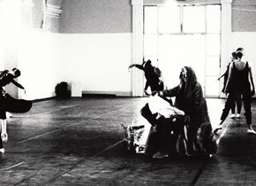 TANZTHEATER Susanne Hajdu - FOTO 04 vergrössern